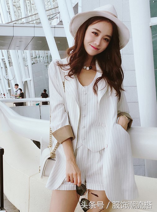 平胸是高级时尚风格吗,平胸才能穿出的高级感
