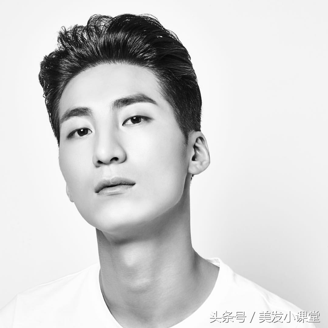 男士韩式发型裁剪教程 (最新潮流时尚男士发型)