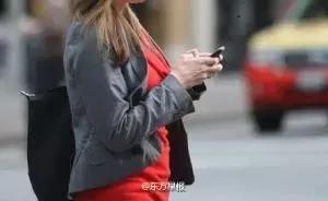 20岁女大学生做微商月入2万,女人做微商的悲惨经历