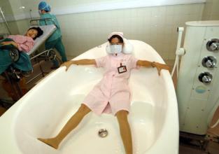 孕妇下水囊催产意味着什么,了解一下羊水指数