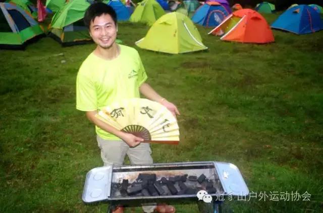 骞插緱婕備寒鍗楁槍,骞插緱婕備寒涓茬儳