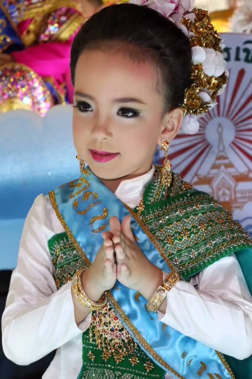 泰国怪异传统节日,水灯节是不是泰国的传统节日