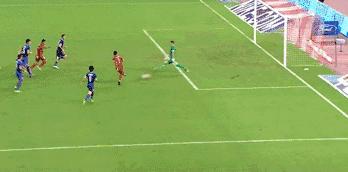 探营国足关键战球场,上港重回旧主场