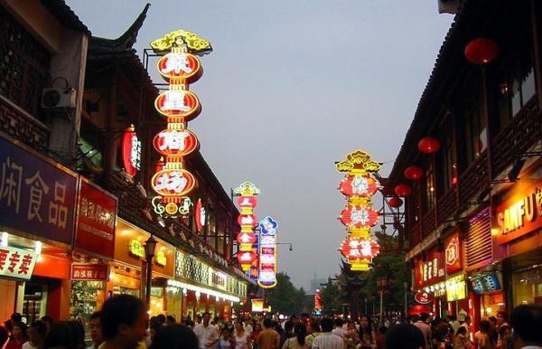 北京十大小吃街排行榜前十名,全国十大小吃一条街排名