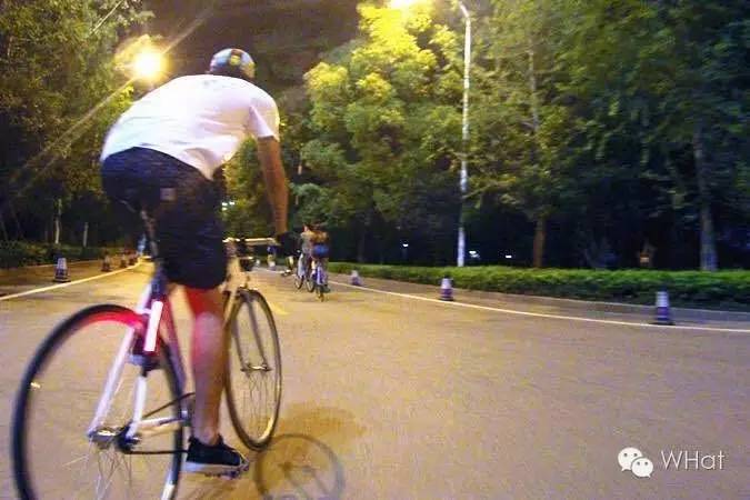 湖北武汉隔壁老王,武汉隔壁的老王