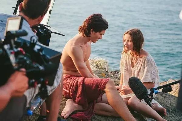 虽然颜值即正义，但人们爱上《他是龙》，不单是为了男女主漂亮的脸