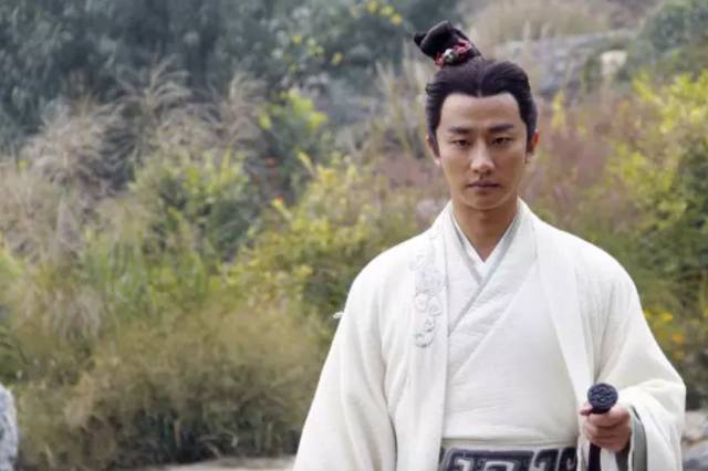 明星周榜他不仅是孙俪的初恋，还是杨幂的知己......