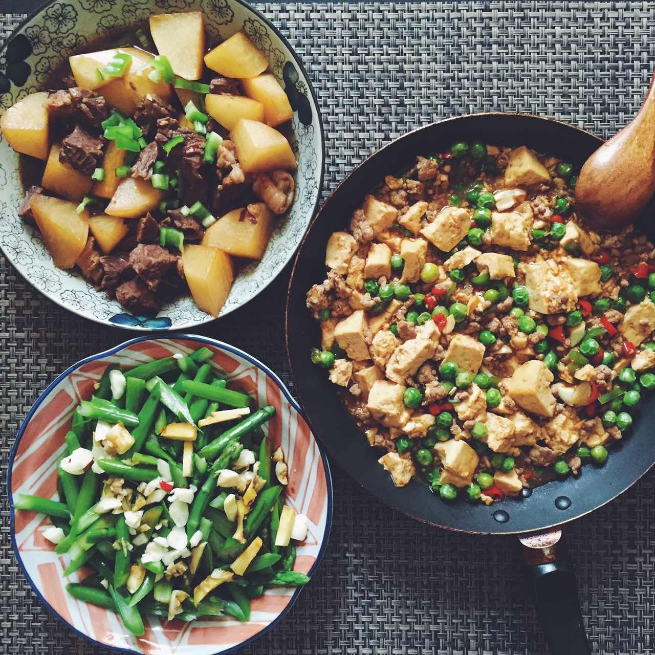 有人愿意花3000元买一口锅，只是因为它长得好看？|CBNweekly