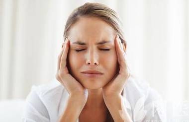 黑眼圈的产生原因及解决方法,有黑眼圈的人怎么让黑眼圈消失