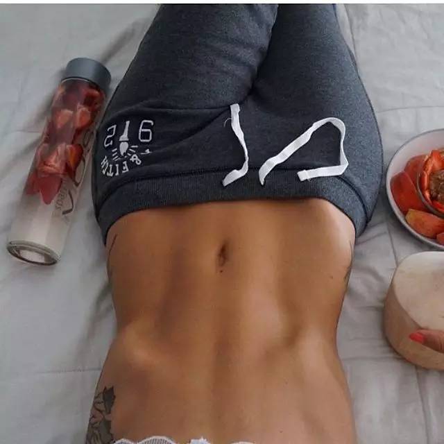 肌酸为什么叫增肌神器,增肌补剂一定要喝肌酸吗