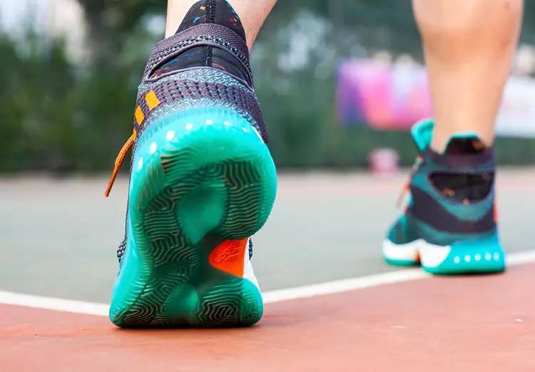 adidasCrazyExplosive测评,adidascrazyexplosive2017换底
