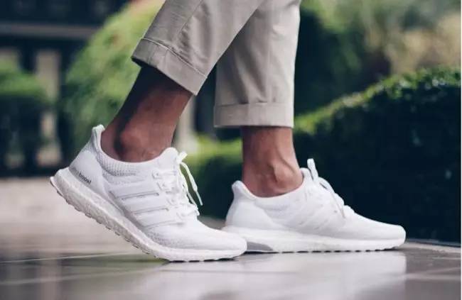 给大家推荐一款高颜值潮鞋,潮鞋推荐总有一款适合你