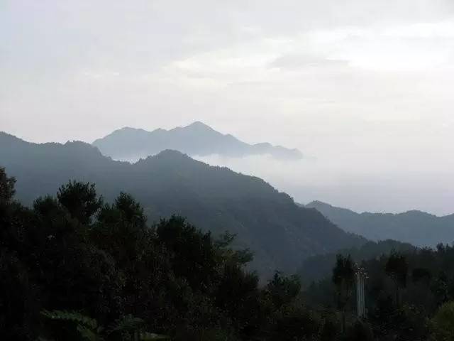 任放旅游天地云雾山——陕南的香格里拉