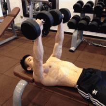 在家用哑铃锻炼背详细教学,瘦子在家哑铃锻炼全身肌肉