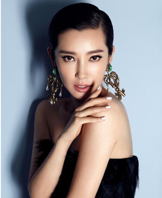 娱乐圈的黑暗面有多可怕,揭秘娱乐圈最真实最黑暗的一面