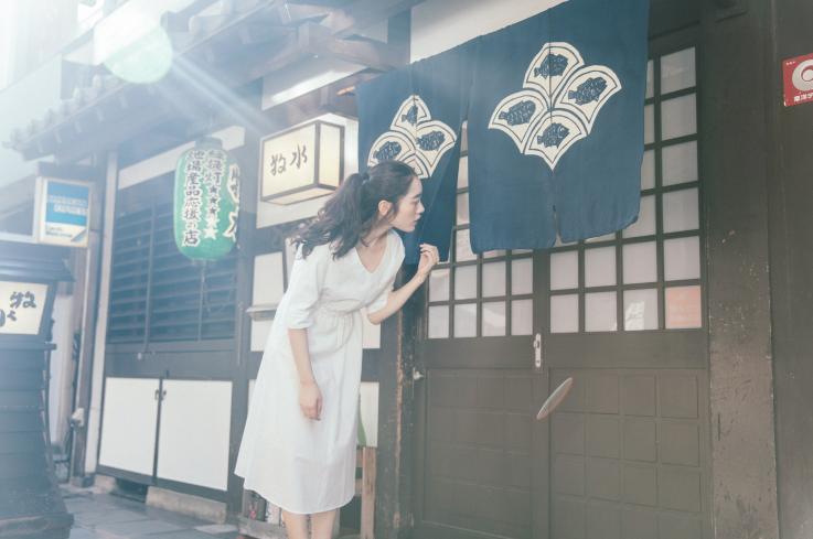 女生国庆节出游穿搭推荐,十一国庆节出游穿搭推荐