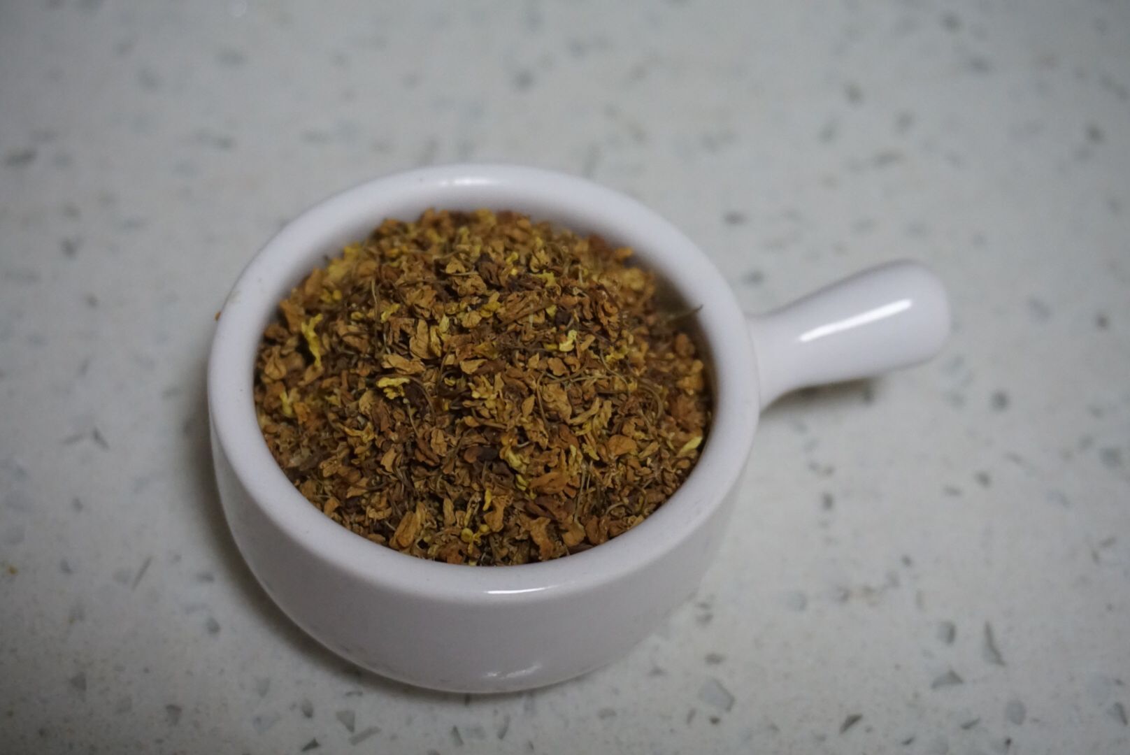 预防冻手冻脚，没有妙招，却需要常喝红豆芋头桂花粥，日久见效果