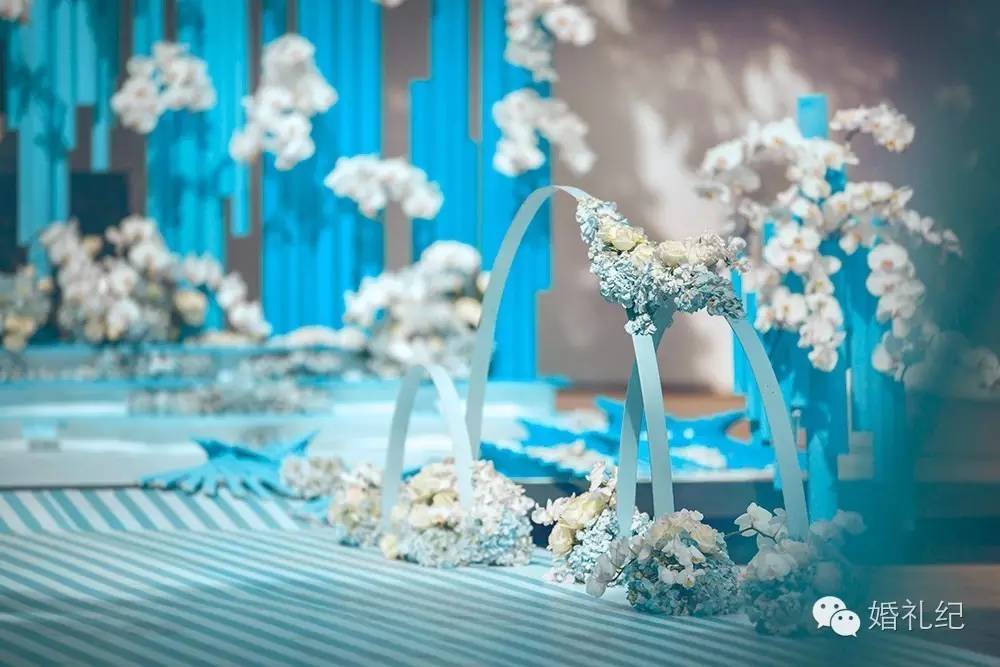万众瞩目的婚礼,婚礼布置纱幔怎么做花球
