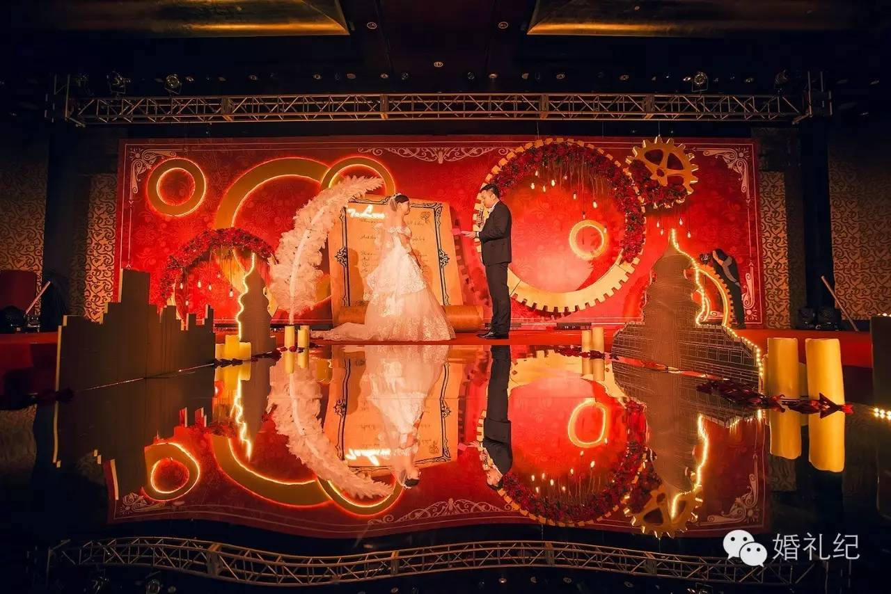 万众瞩目的婚礼,婚礼布置纱幔怎么做花球