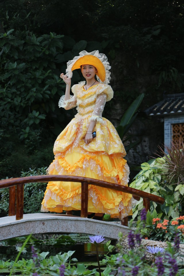 广州莲花山睡莲池,广州市莲花山睡莲