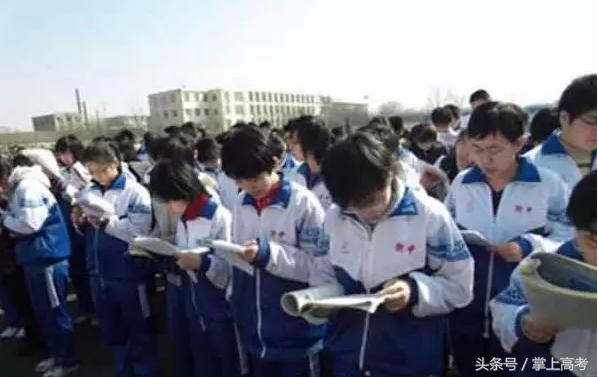 河北衡水中学考清华北大多少名,2017衡水中学清华北大走了几个