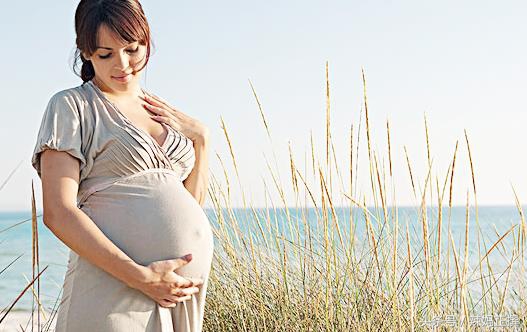 网友曝林心如舒淇同游照，孕妇旅游应该注意什么