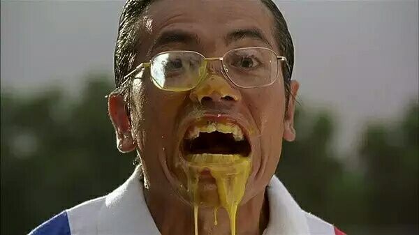 少林足球吴孟达说周星驰没有球鞋,周星驰和吴孟达功夫足球片段