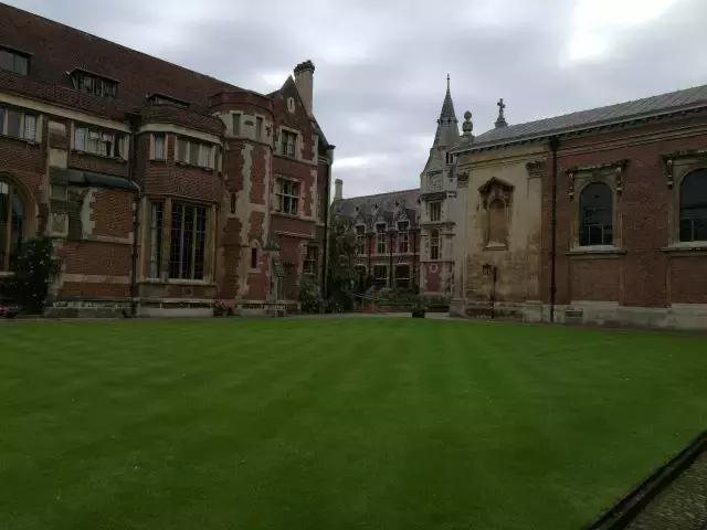 伊顿公学牛津,伊顿公学和剑桥