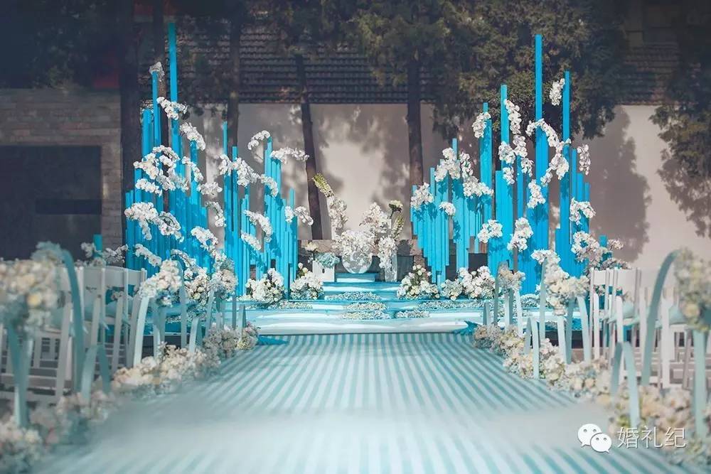 万众瞩目的婚礼,婚礼布置纱幔怎么做花球