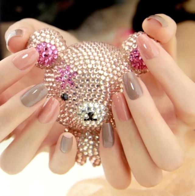 灰指甲为什么反反复复那么难治,为什么这么多人有灰指甲