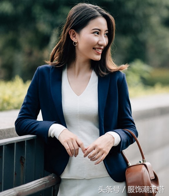 平胸是高级时尚风格吗,平胸才能穿出的高级感