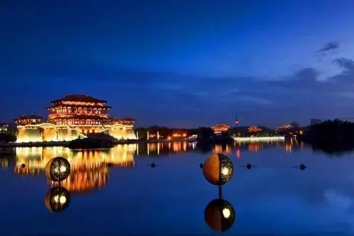 西安国庆节大唐不夜城有什么节目,西安国庆节有什么玩的