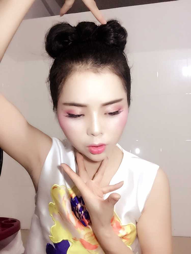 小女孩公主丸子头大蝴蝶结发夹,时尚丸子头秋冬款发饰