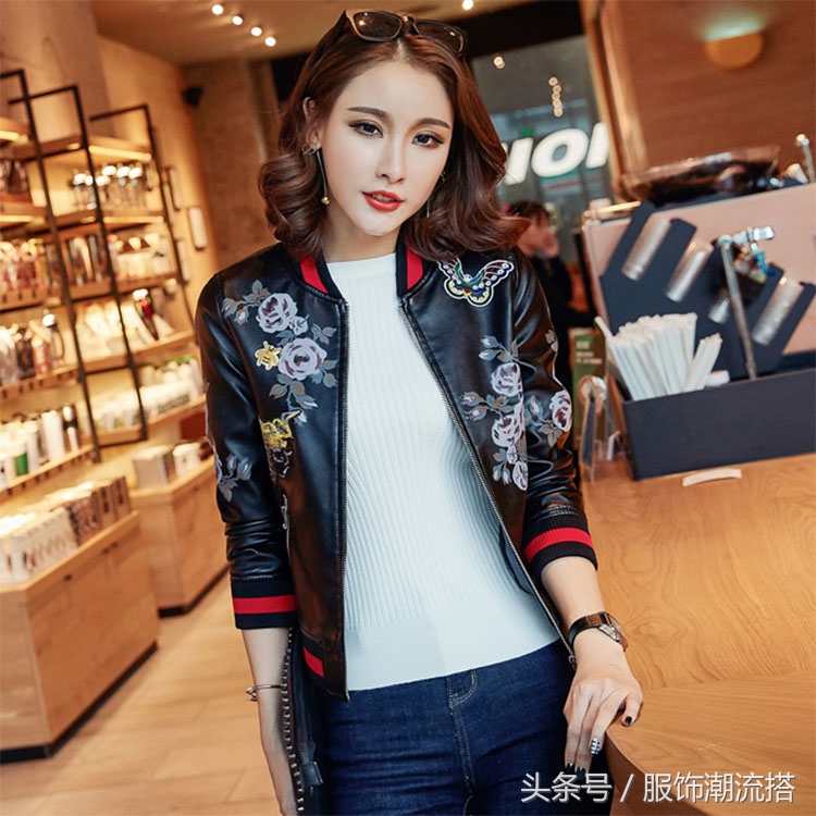 黑色皮衣设计感慵懒,一身黑黑皮衣怎么穿出高级感