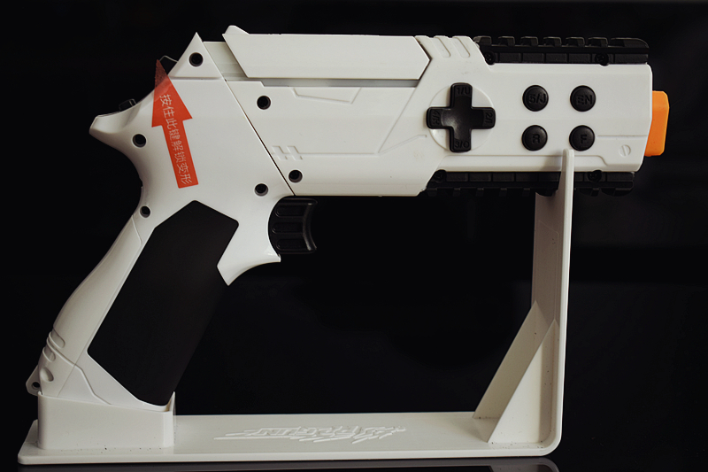 体验枪战实感——PPGUNmini蓝牙手柄小评