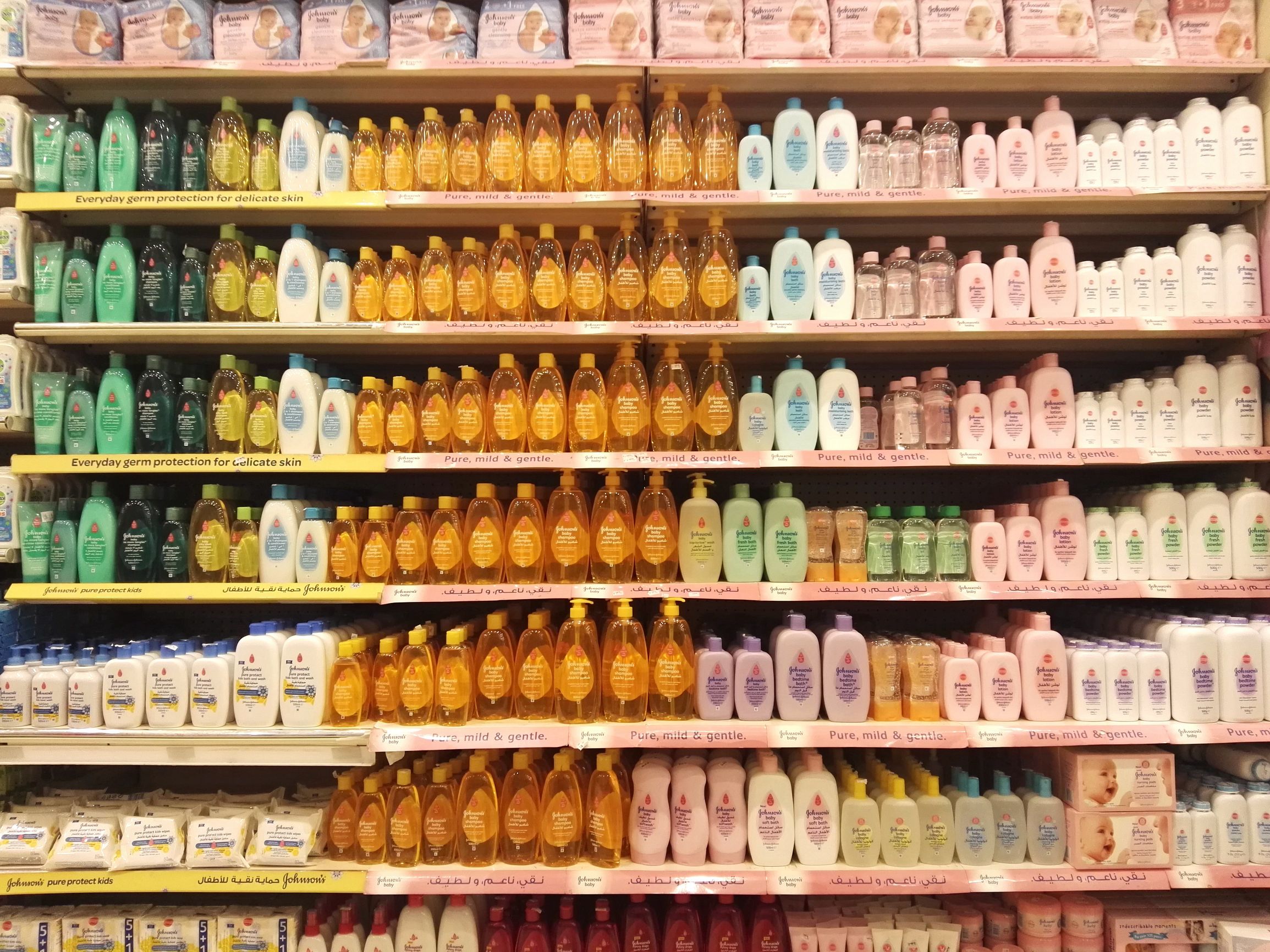 沙特阿拉伯的超市，最爱聘请男收银员