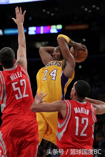 野球场打球遇到动作大的怎么对付,打球好不好不重要