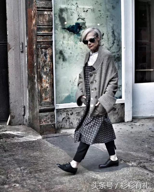 杨幂宋茜穿什么衣服,杨幂宋茜教你时髦拗造型