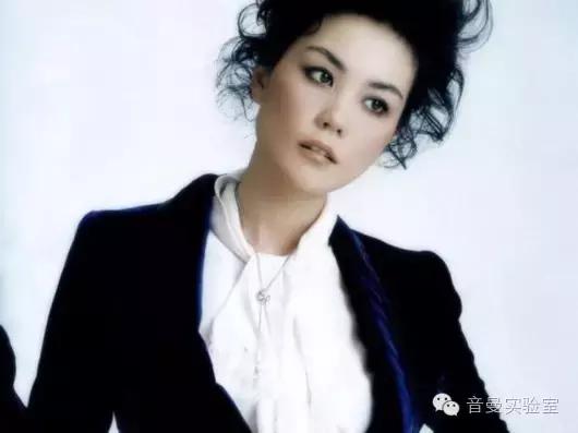 粤语怀旧经典老歌10000首音频,十大经典伤感粤语歌曲