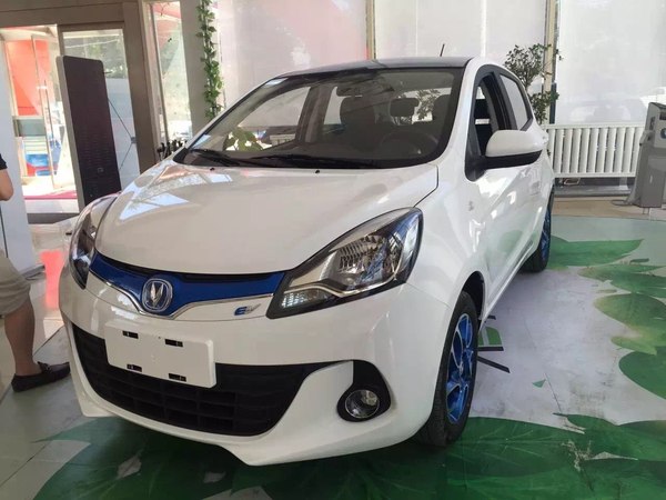 重庆长安奔奔ev,长安奔奔ev6二手车