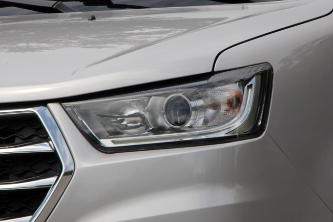 实用派不失商务范儿试驾江淮瑞风M42.0L