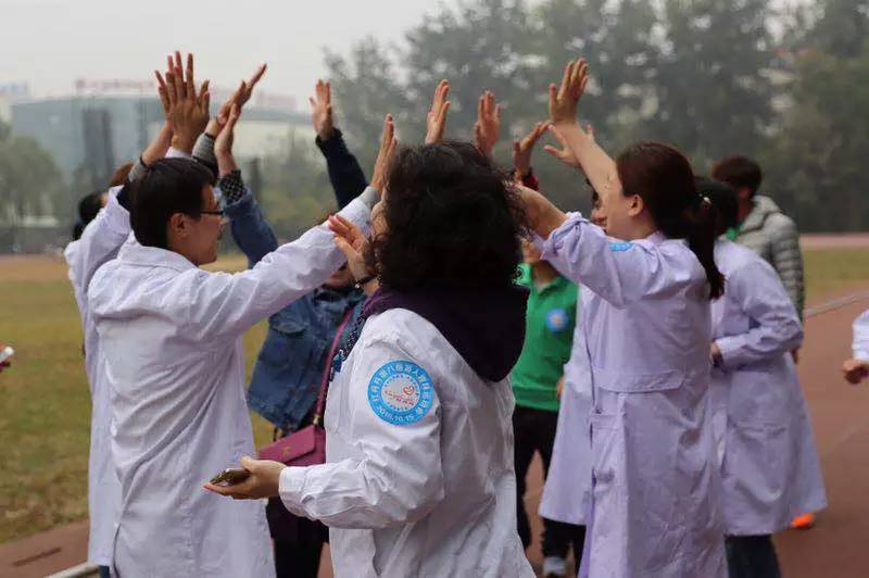 我是你的眼公益微电影,我是你的眼放射科翻唱