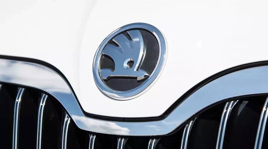 明天恢复立体声今天跟你侃侃汽车和足球