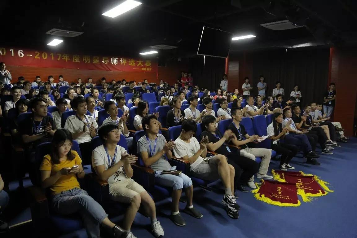 新闻|国庆节长假已过，十强花落谁家？