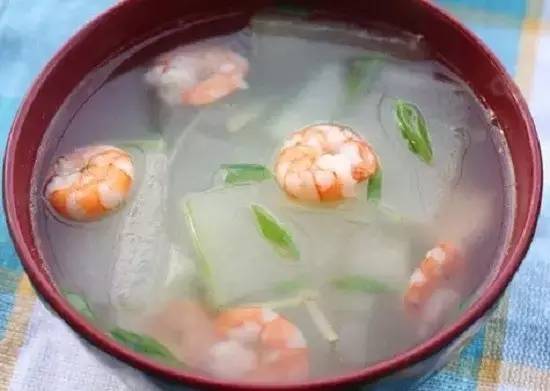 秋天要注意哪些健康问题,秋天要注意什么饮食