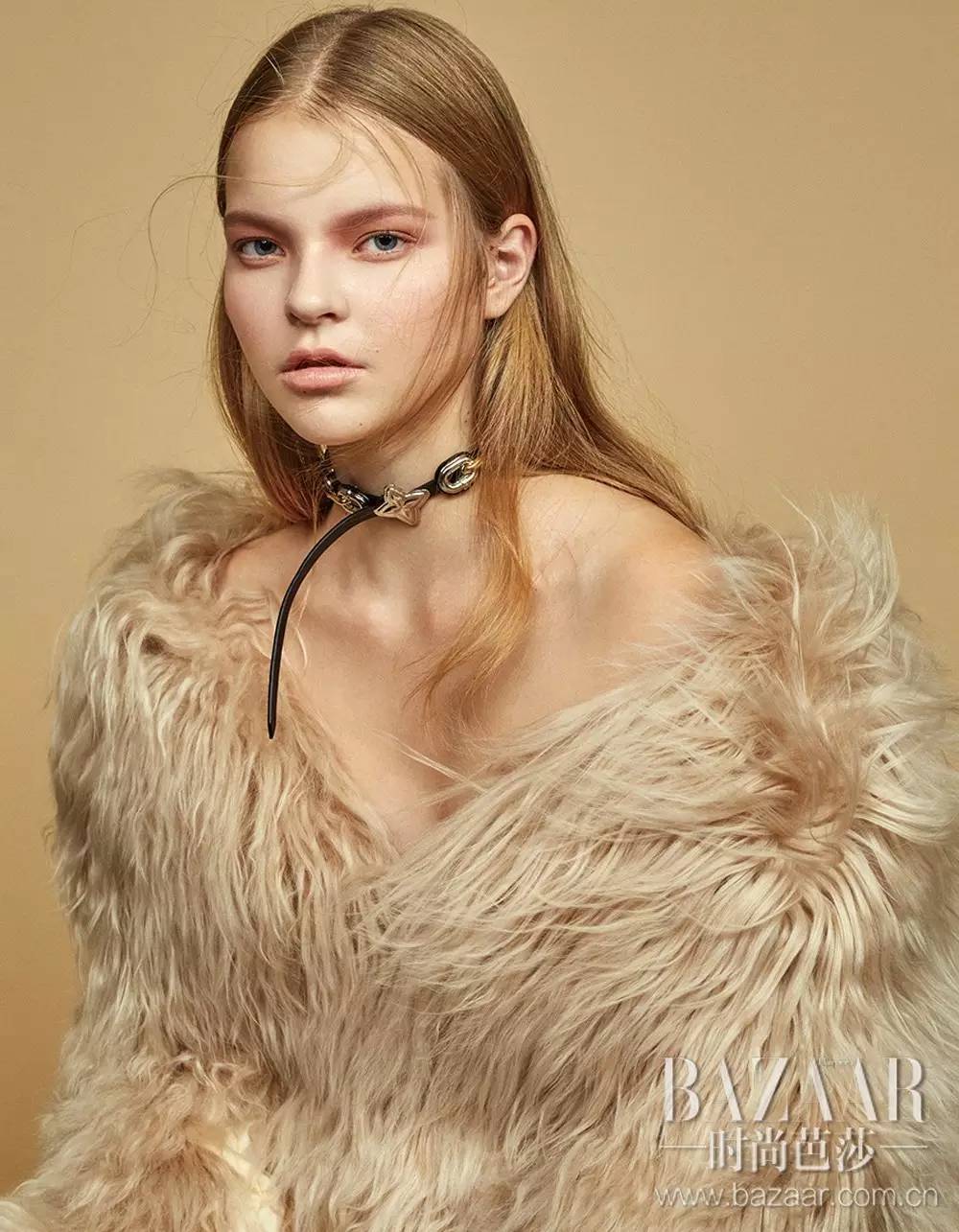 choker适合什么发型,搭配choker的发型