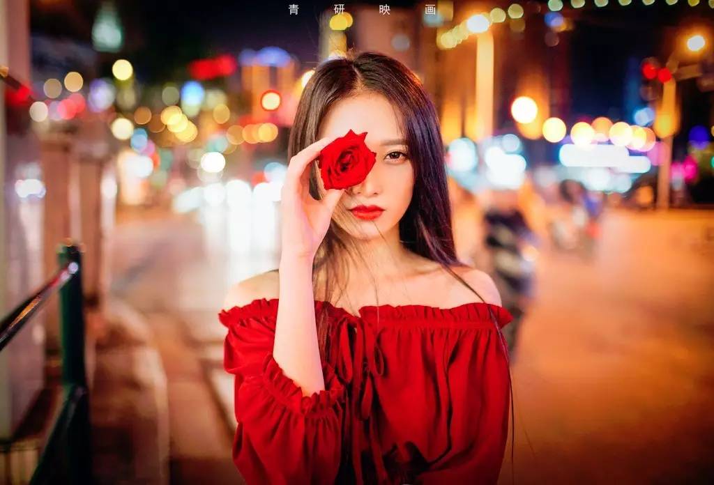 走进夜晚，拍一组让人迷恋的夜景人像