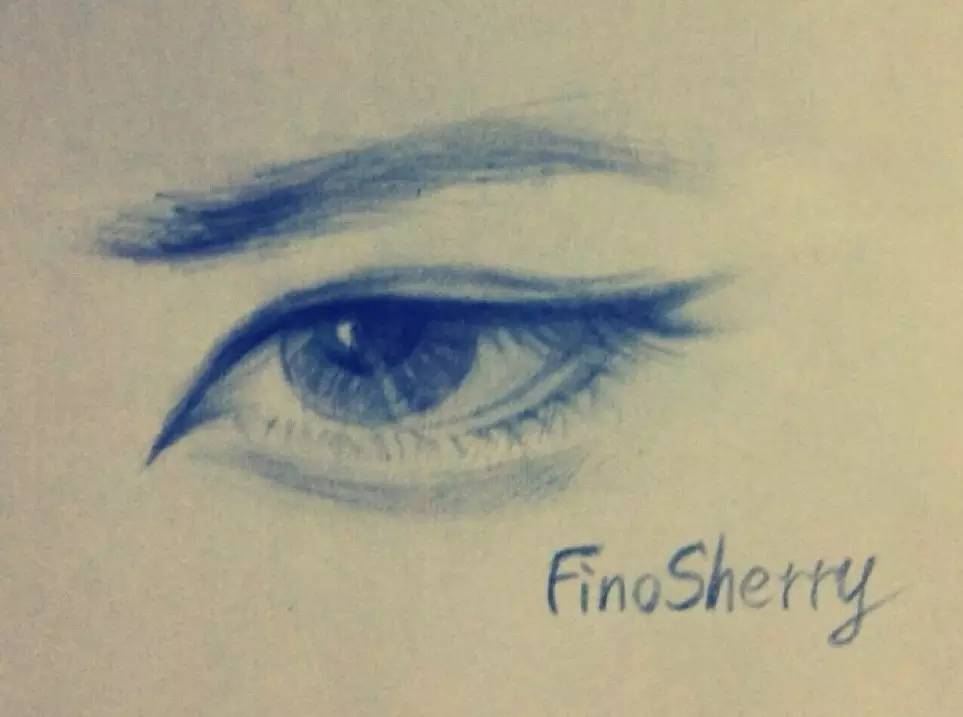 为什么画完眼妆看起来很凶,看起来眼睛有神但是不凶的眼妆