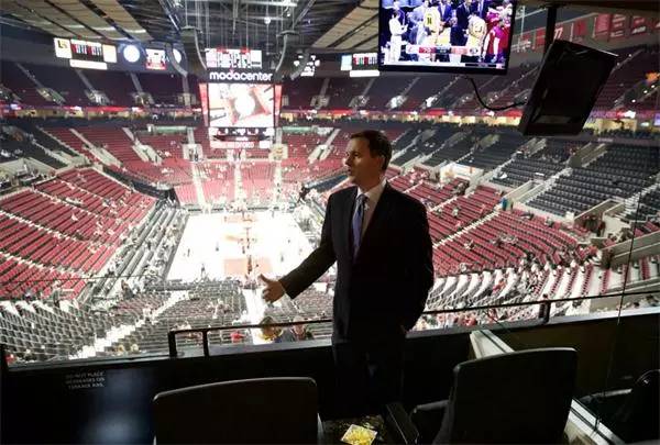 nba球衣广告援助价格表,nba的广告需要成本吗