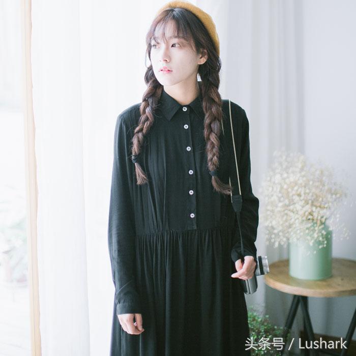 男生看了都会心动的碎花连衣裙,让男朋友热血沸腾的连衣裙